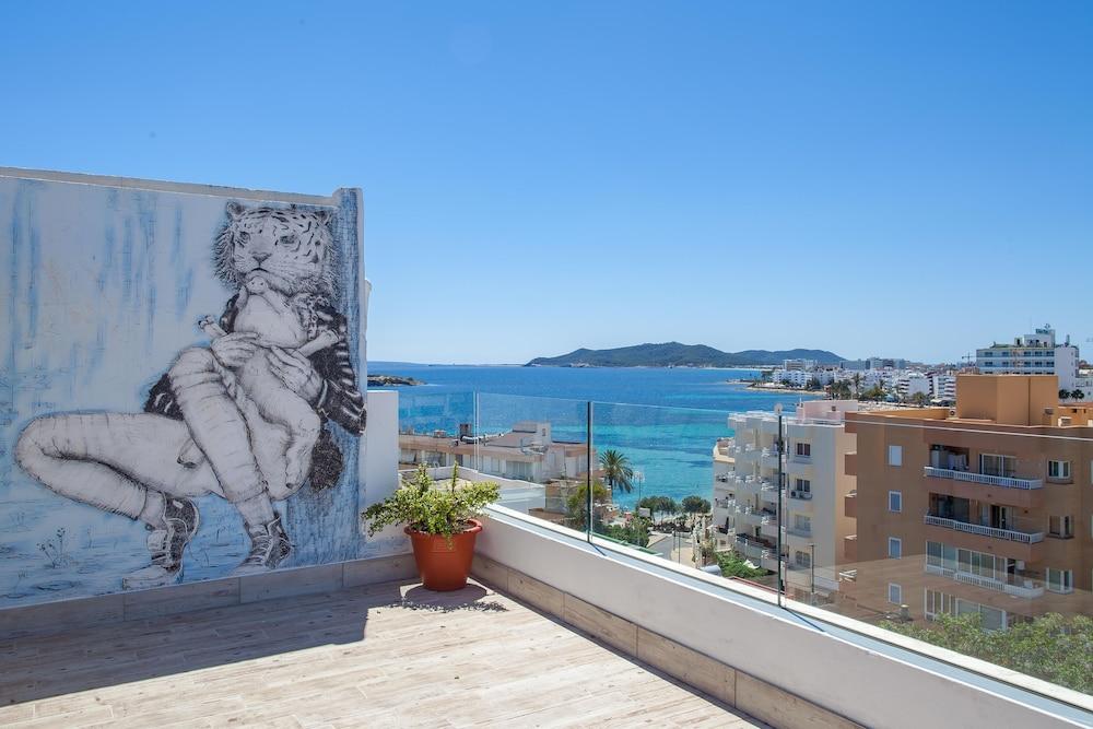 Play Hotel Ibiza - Adults Only Exterior photo